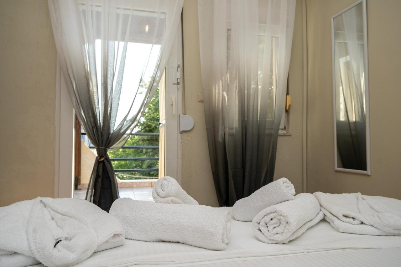 Magdalene'S Premium Apartments Ofrínion 외부 사진