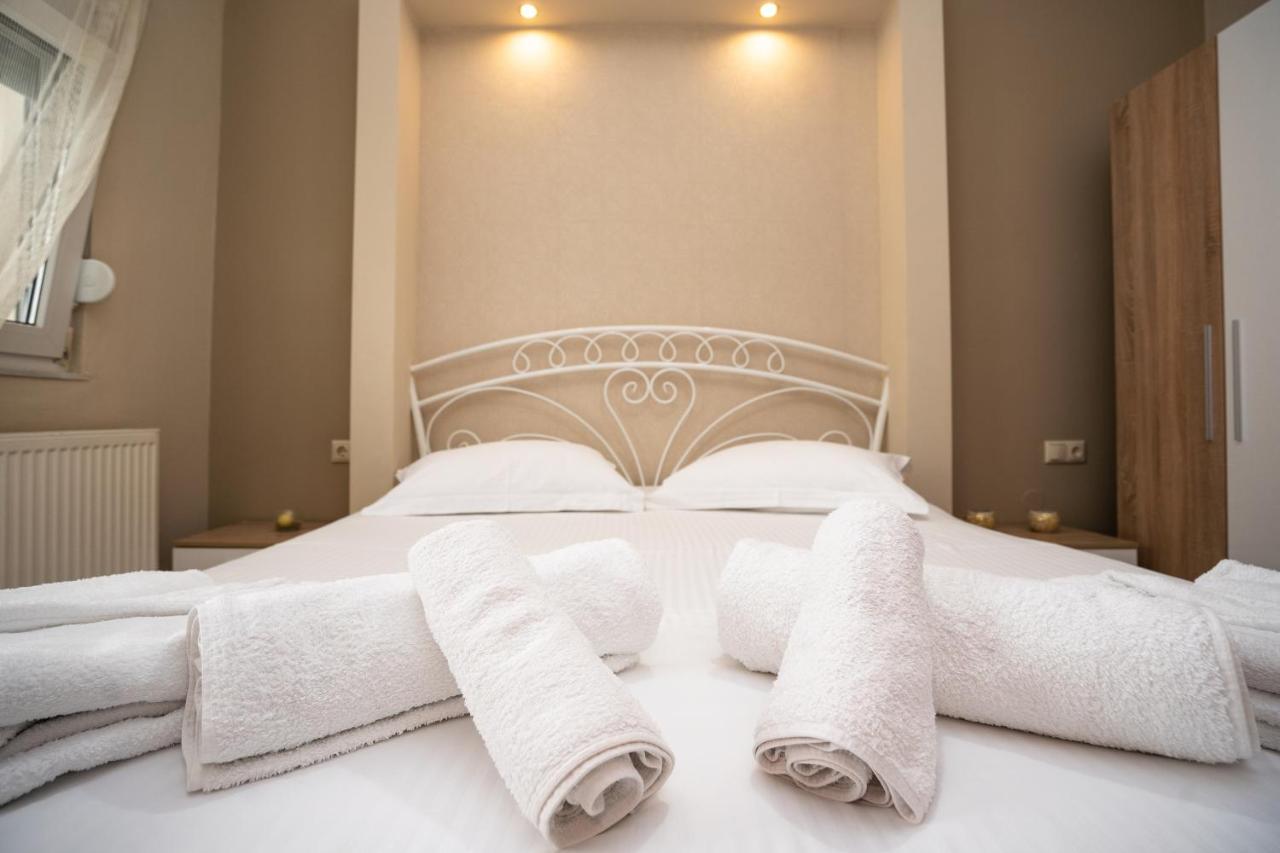 Magdalene'S Premium Apartments Ofrínion 외부 사진