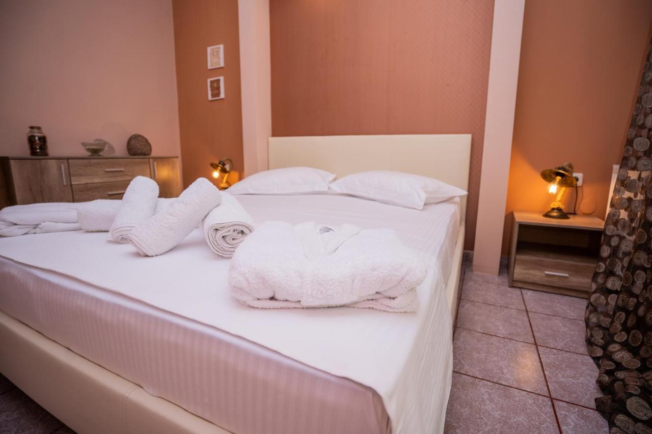 Magdalene'S Premium Apartments Ofrínion 외부 사진